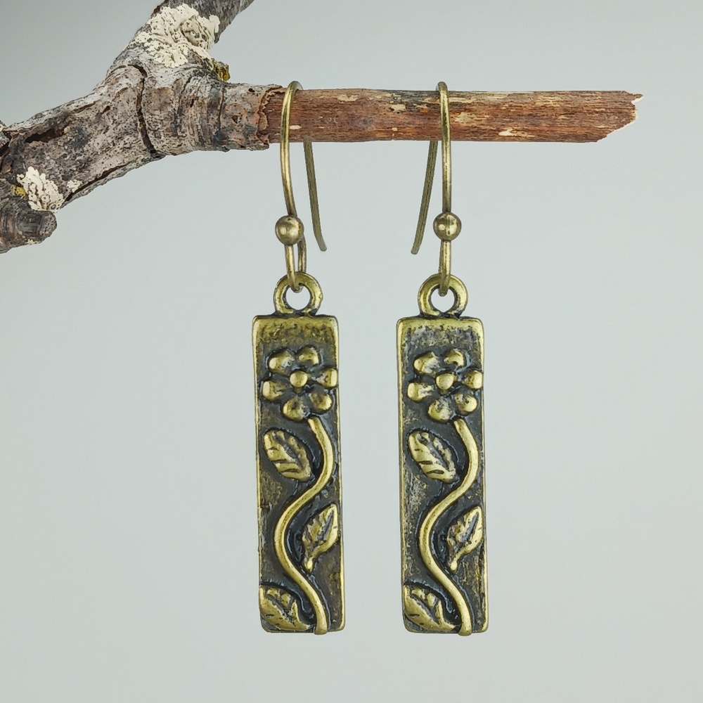HAND CRAFTED Boho Brass Flower Nature Dangle Earrings - Picture 3 of 6